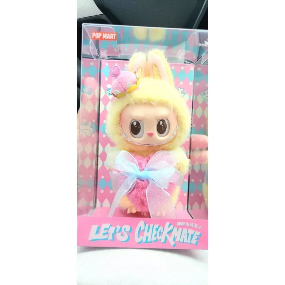 2025 POP MART Labubu The Monsters “Let’s Checkmate” Vinyl Plush Hanging Figure with Card – Yellow Exclusive Edition (Replica/Dupe)