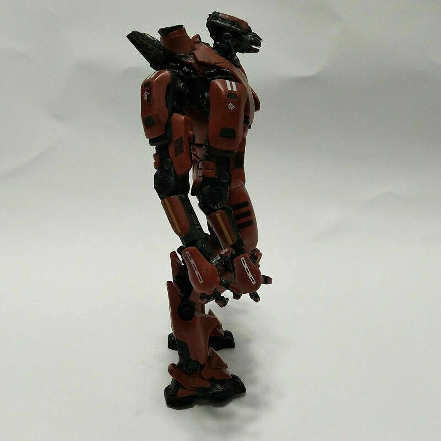 Pacific Rim Crimson Typhoon Jaeger Action Figure – 7" Red Robot Model Collectible Toy, Durable PVC for Kids & Fans
