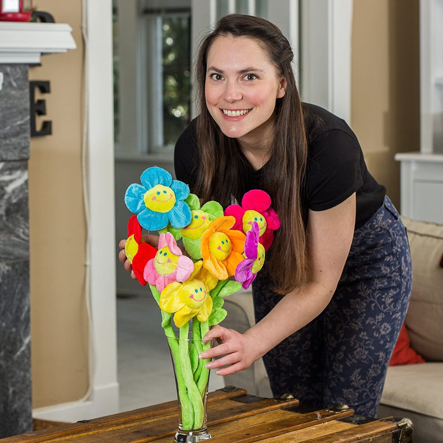 Colorful Plush Flower Bouquet – 11.5" Smiley Face Daisy & Sunflower Plush Toys with Bendable Stems for Kids & Toddlers