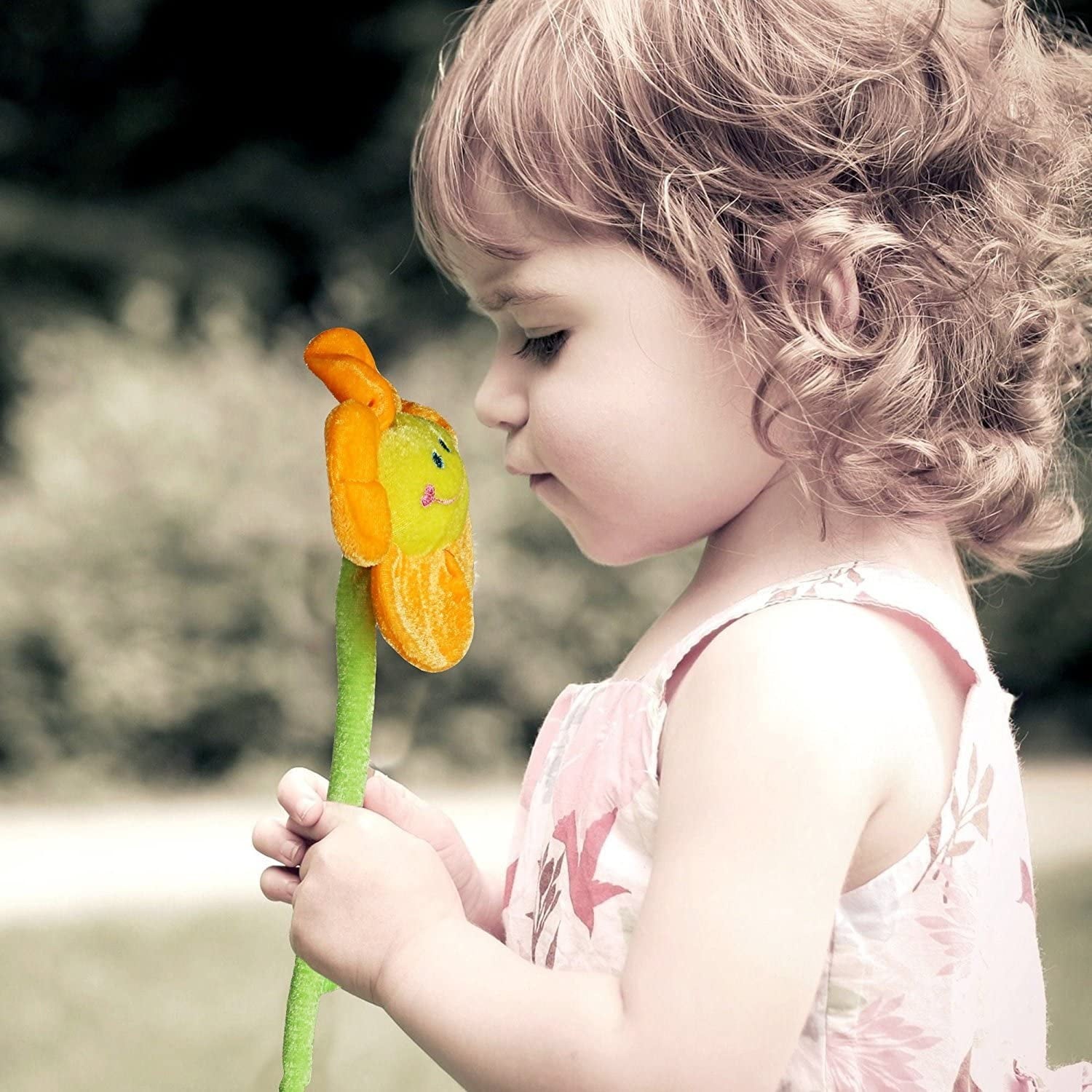 Colorful Plush Flower Bouquet – 11.5" Smiley Face Daisy & Sunflower Plush Toys with Bendable Stems for Kids & Toddlers